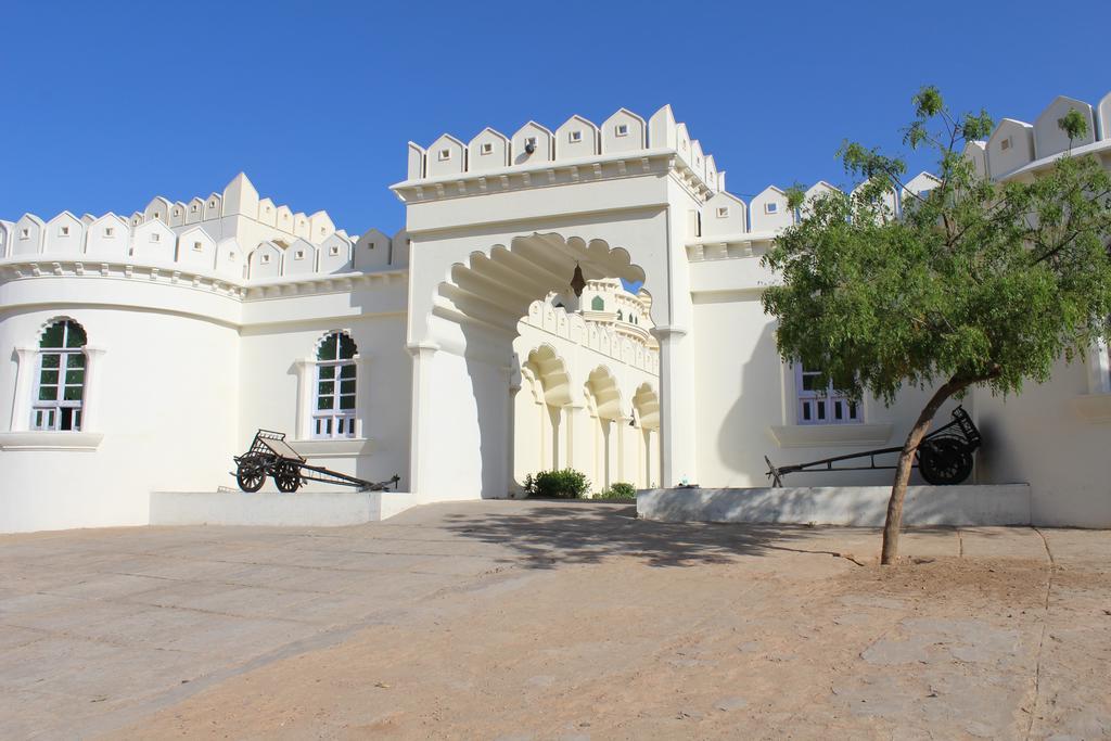 פושקאר Gulaab Niwaas Palace מראה חיצוני תמונה